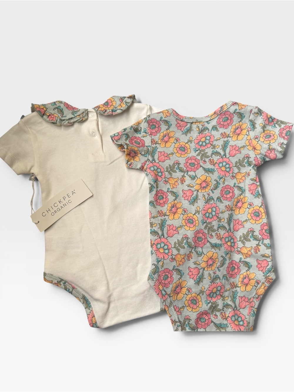 +NWT Chickpea Organic Baby Girl Retro Floral 2-Pack Bodysuit Bundle Set 6-9M - Picture 3 of 9